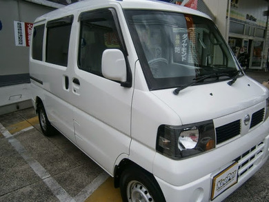 仕事の車も真っ白！　日産　クリッパー