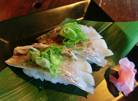 9月30日水曜日のセール品　太刀魚炙り寿司