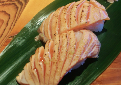 8月21日金曜日のセール品　炙りサーモン寿司