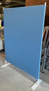 パーティションが入荷しました