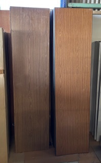 折りたたみテーブルが入荷いたしました