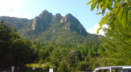 レイノアートスクール登山講座で大竹市栗谷の三倉岳を登ってきました